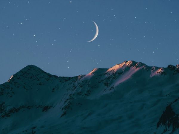 ASTROAKTUALNOSTI - MLAĐAK U BIKU