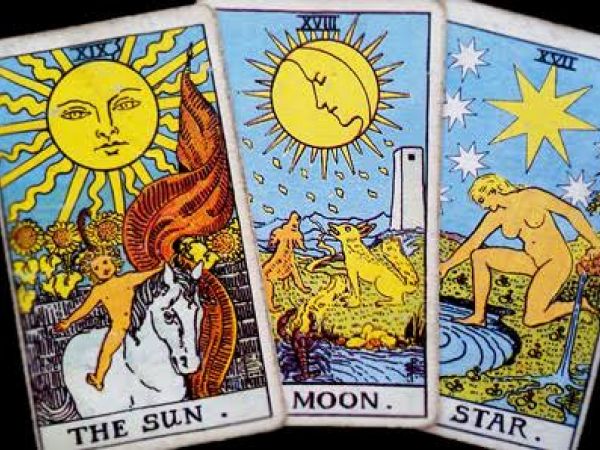 TAROT ZA LJETNU RAZBIBRIGU TAROT ZA LJETNU RAZBIBRIGU
