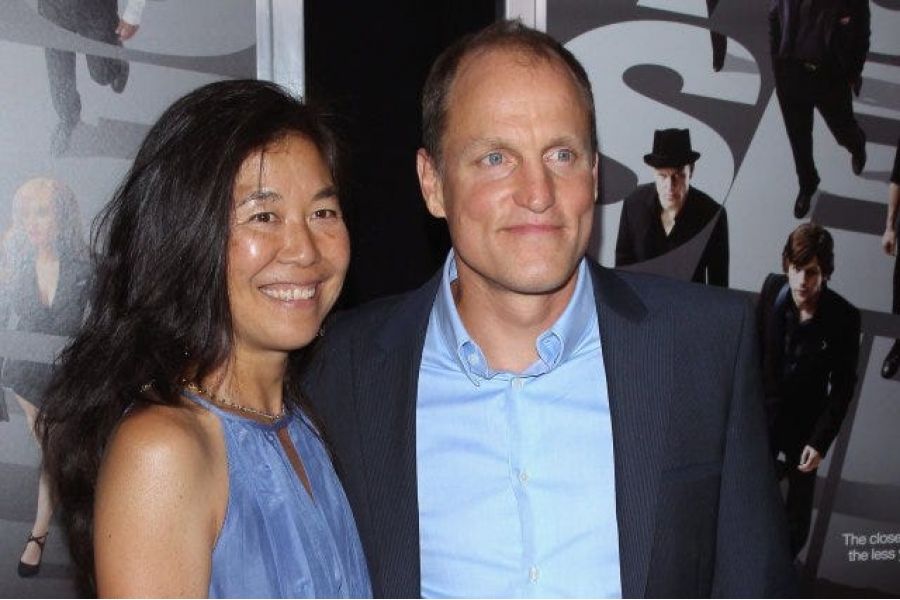 WOODY HARRELSON I LAURA LOUIE